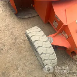 2018 JLG E400AJPN Articulating Boom Lift