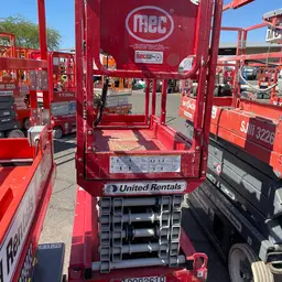 2019 MEC MICRO 19 Scissor Lift