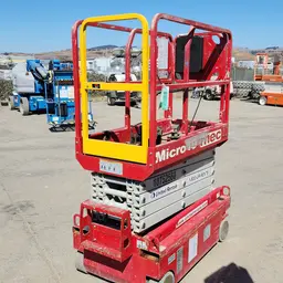 2018 MEC MICRO 19 Scissor Lift