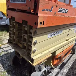 2017 JLG 2632ES Scissor Lift