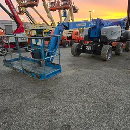 2017 Genie Z-60/37FE Articulating Boom Lift