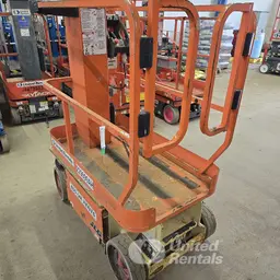 2019 JLG 1230ES Self-Propelled One-Person Lift