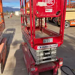 2018 MEC 1330SE Scissor Lift