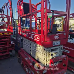 2018 MEC MICRO 19 Scissor Lift