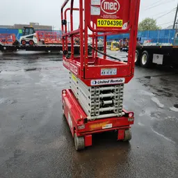 2017 MEC MICRO 19 Scissor Lift