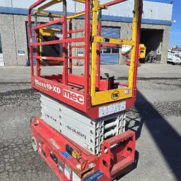 2020 MEC MICRO 19-XD Scissor Lift