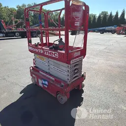 2018 MEC MICRO 19 Scissor Lift