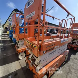2019 Snorkel S3226E Scissor Lift