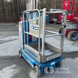 2019 Genie GR-20 Self-Propelled One-Person Lift