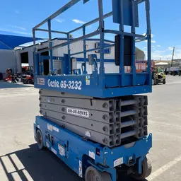 2016 Genie GS-3232 Scissor Lift