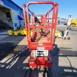 2018 MEC MICRO 19 Scissor Lift