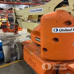 2013 JLG E450AJ Articulating Boom Lift