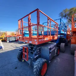 2018 Skyjack SJ6832RT Rough Terrain Scissor Lift