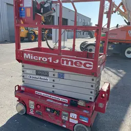 2019 MEC MICRO 19 Scissor Lift