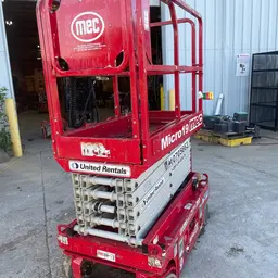 2018 MEC MICRO 19 Scissor Lift