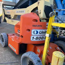 2017 JLG E450AJ Articulating Boom Lift