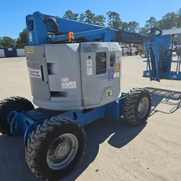 2017 Genie Z-34/22 IC Articulating Boom Lift