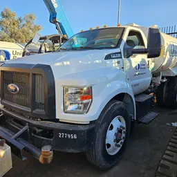 2019 Ford F-750 Water Truck