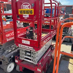 2018 MEC 1330SE Scissor Lift