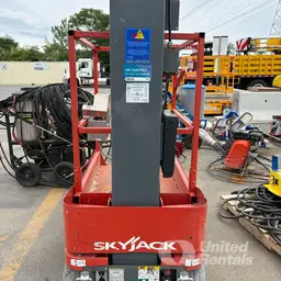 2017 Skyjack SJ12 Self-Propelled One-Person Lift