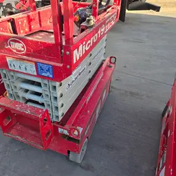 2018 MEC MICRO 19 Scissor Lift