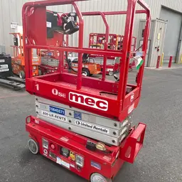2018 MEC 1330SE Scissor Lift