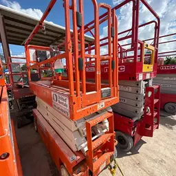 2019 Snorkel S3226E Scissor Lift