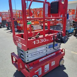 2018 MEC 1330SE Scissor Lift